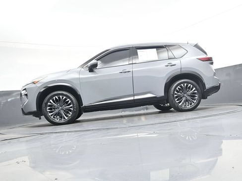 Certified 2024 Nissan Rogue Platinum w/ Platinum Premium Package AWD/4WD image 46