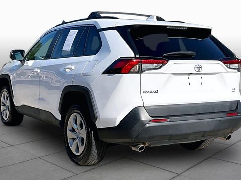 Used 2021 Toyota RAV4 LE AWD/4WD image 12