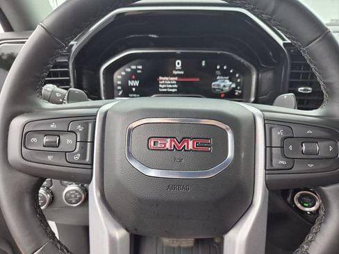 Used 2025 GMC Sierra 1500 SLT w/ SLT Premium Plus Package AWD/4WD image 26