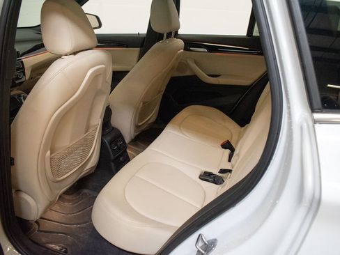 Used 2017 BMW X1 xDrive28i AWD/4WD image 23