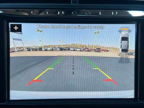 Used 2017 Lincoln Continental Reserve w/ Luxury Package image 45