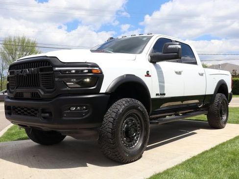 Used 2025 RAM 2500 Rebel w/ Rebel Level 1 Equipment Group AWD/4WD image 10