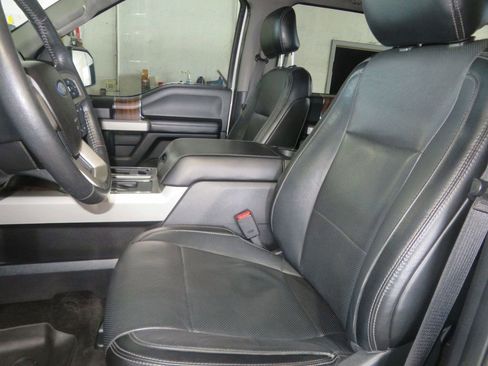 Used 2017 Ford F150 Lariat w/ Equipment Group 502A Luxury image 23