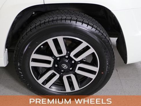 Used 2018 Toyota 4Runner Limited RWD image 12