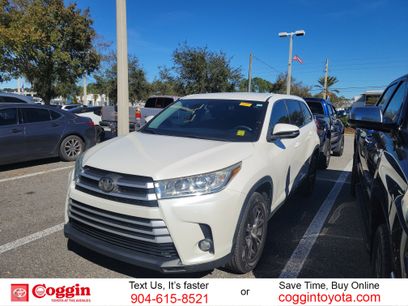 Used 2019 Toyota Highlander LE