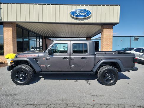 Used 2021 Jeep Gladiator Mojave image 1