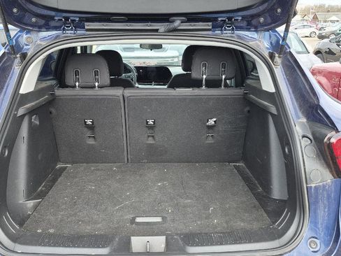 Used 2024 Chevrolet Trax LS w/ LS Convenience Package image 5