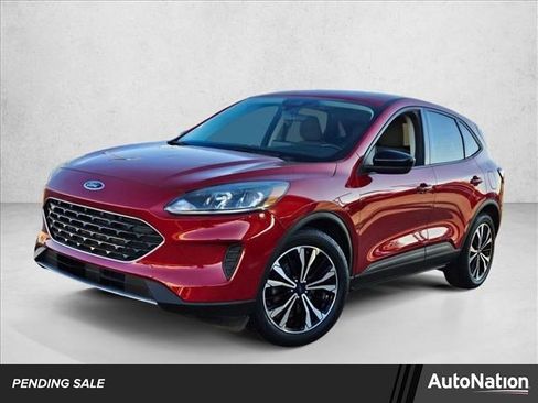 Used 2021 Ford Escape SE w/ SE Sport Appearance Package image 1