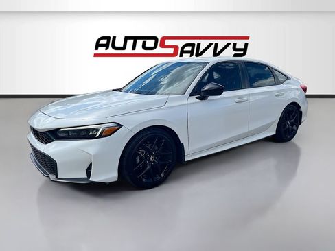 Used 2025 Honda Civic Sport image 3