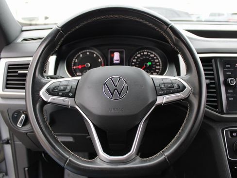 Certified 2021 Volkswagen Atlas Cross Sport SE image 11