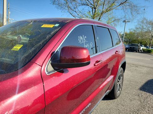 Used 2019 Jeep Grand Cherokee Laredo w/ Laredo X Package image 28