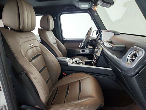 Certified 2024 Mercedes-Benz G 63 AMG 4MATIC image 29