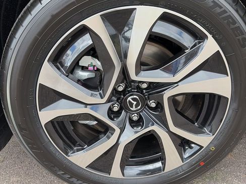 New 2026 MAZDA CX-5 Preferred image 2