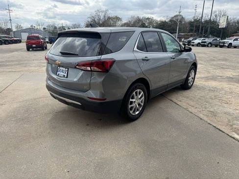 Used 2023 Chevrolet Equinox LT image 6