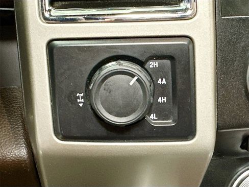 Used 2015 Ford F150 King Ranch image 35