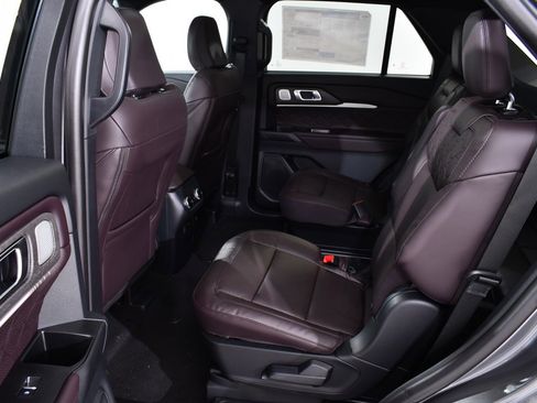 New 2026 Ford Explorer Platinum w/ LUX Leather Package image 16