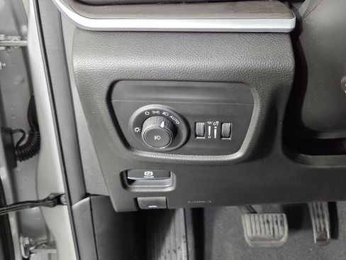 New 2026 Jeep Grand Cherokee Limited Reserve image 18