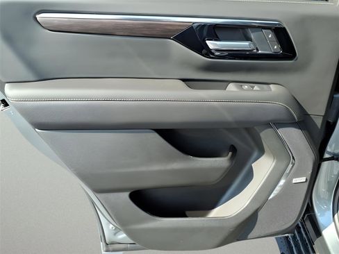 New 2026 Chevrolet Tahoe Premier image 10