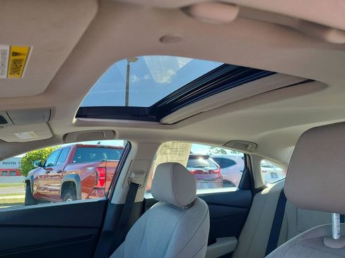 Used 2023 Honda Accord EX image 25