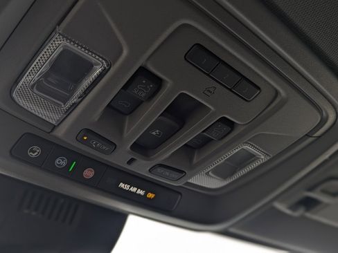 New 2026 GMC Sierra 2500 SLT w/ SLT Premium Package image 29