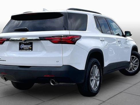 Used 2023 Chevrolet Traverse LT FWD image 13
