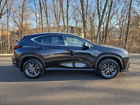 Used 2025 Lexus NX 350 AWD w/ Accessory Package (2T) image 2
