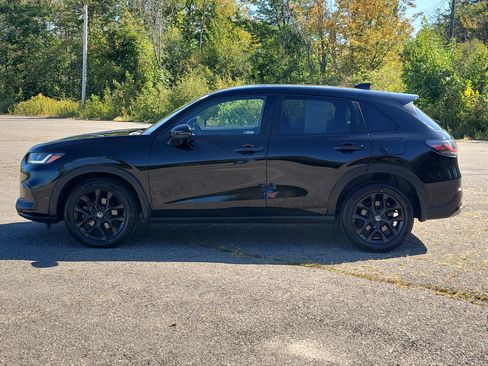 Used 2023 Honda HR-V Sport image 8