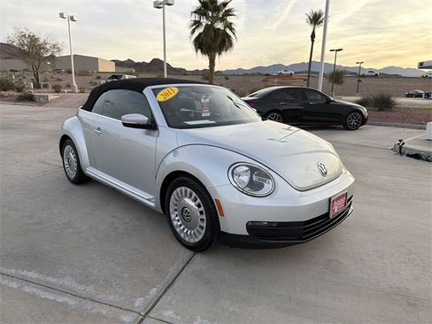 Used 2013 Volkswagen Beetle 2.5 50's Edition image 3