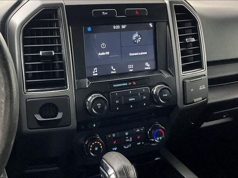 Used 2017 Ford F150 XLT w/ Equipment Group 302A Luxury RWD image 7