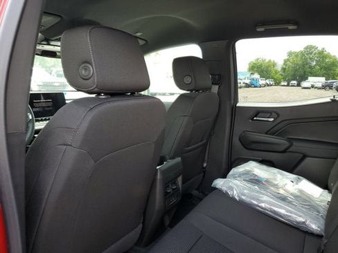 New 2026 GMC Canyon Elevation w/ Convenience Package AWD/4WD image 11