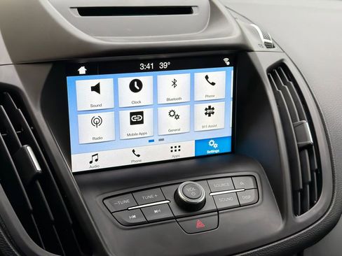 Used 2018 Ford Escape SE w/ SE Sync 3 Package image 24