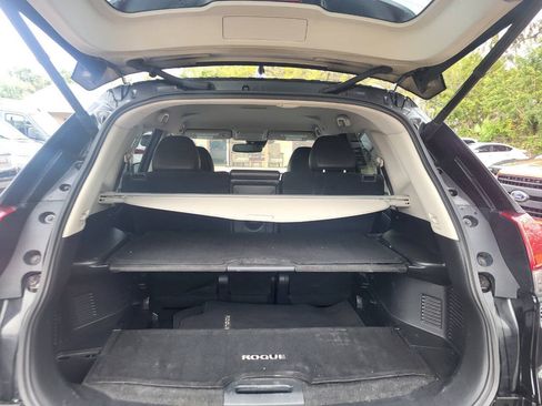 Used 2017 Nissan Rogue SL AWD/4WD image 12