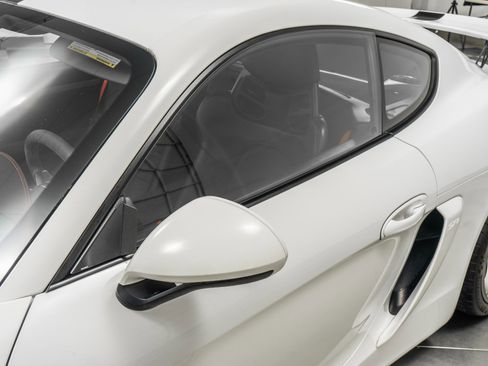 Used 2016 Porsche Cayman GT4 image 35