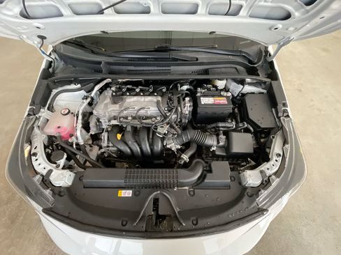 Used 2022 Toyota Corolla LE image 25