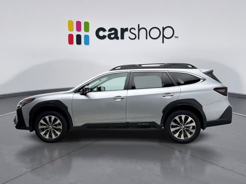 Used 2025 Subaru Outback Limited AWD/4WD image 2