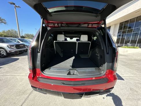 Certified 2025 Cadillac Escalade ESV Sport Platinum image 34