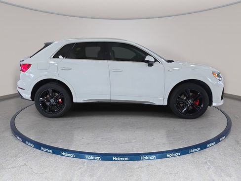 Used 2022 Audi Q3 2.0T Premium w/ Convenience Package AWD/4WD image 6