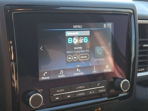 Used 2024 Nissan Frontier SV w/ Technology Package AWD/4WD image 17