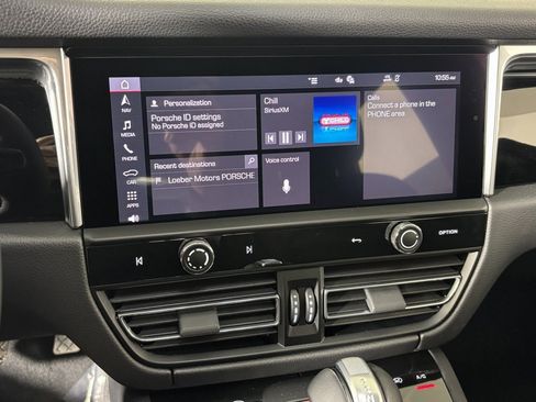 New 2026 Porsche Macan image 26