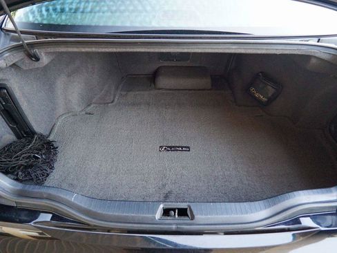 Used 2006 Lexus LS 430 w/ Modern Luxury Pkg RWD image 9