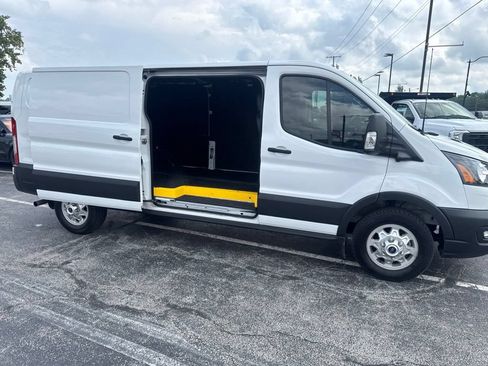 Used 2025 Ford Transit 350 Low Roof AWD image 34