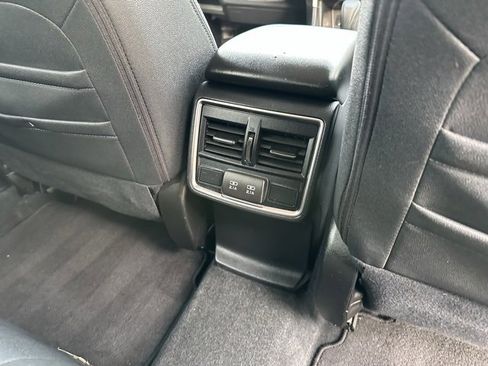 Used 2021 Subaru Forester Premium image 21