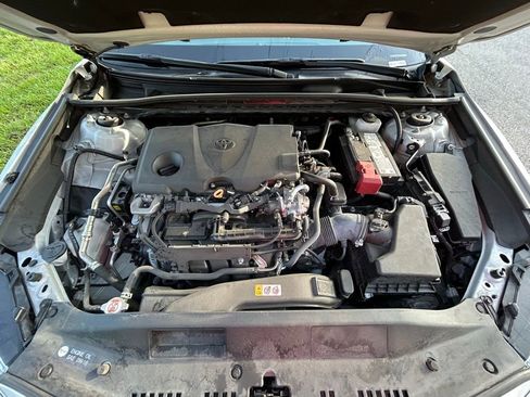 Used 2024 Toyota Camry LE w/ Convenience Package FWD image 12