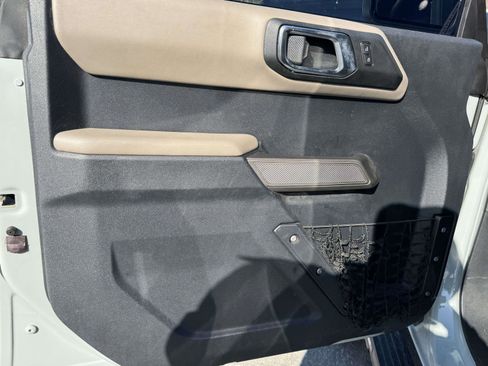 Used 2022 Ford Bronco Wildtrak AWD/4WD image 12