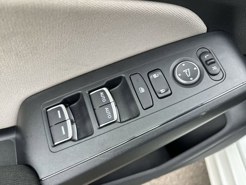 Used 2023 Honda Civic EX image 8