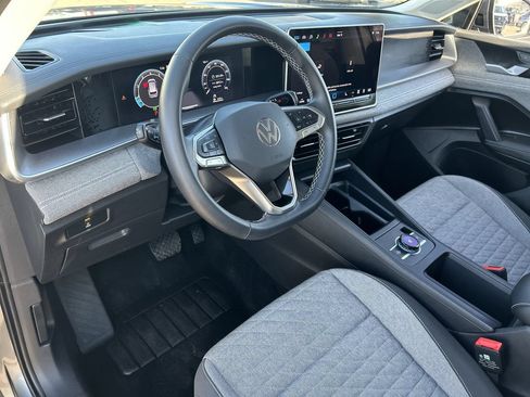 Certified 2026 Volkswagen Tiguan S FWD image 15