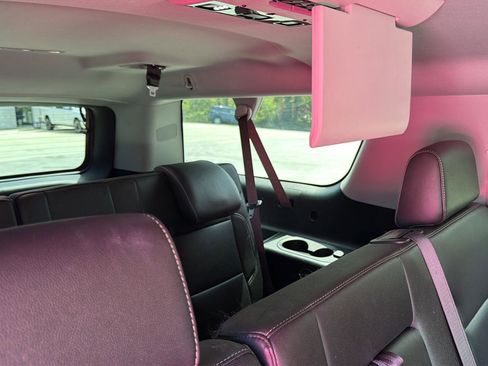 Used 2020 GMC Yukon XL SLT w/ Open Road Package AWD/4WD image 32