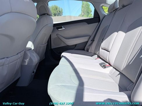 Used 2016 Hyundai Sonata SE FWD image 15