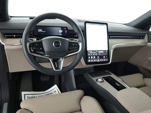 Used 2025 Volvo EX90 Plus image 11