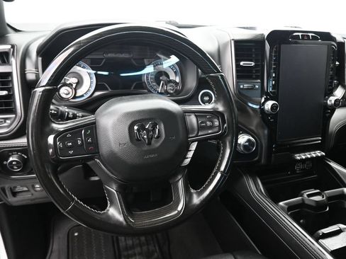 Used 2022 RAM 1500 Limited AWD/4WD image 14